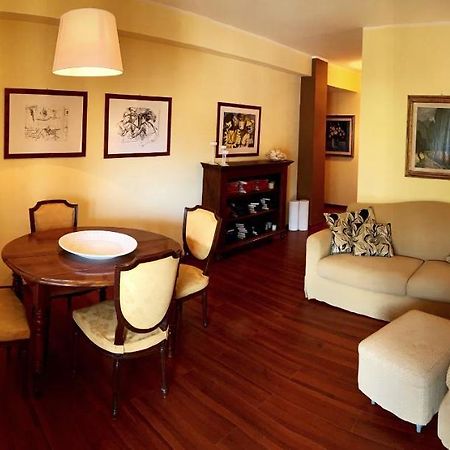 Elegante Trilocale Con Garage, Terrazzo E Vista Montagne Apartman Bardonecchia Kültér fotó